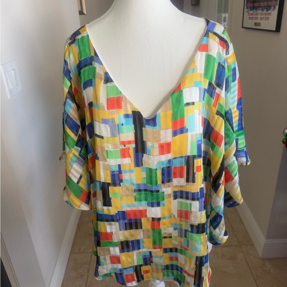 Gorgeous ladies top
